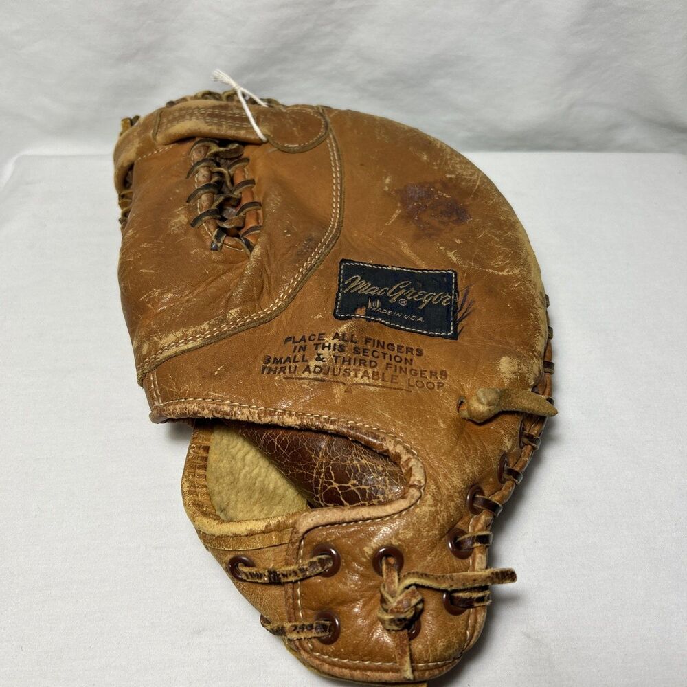VINTAGE MACGREGOR GOLD SMITH MODEL G 154 TRAPPER BASEBALL GLOVE MITT